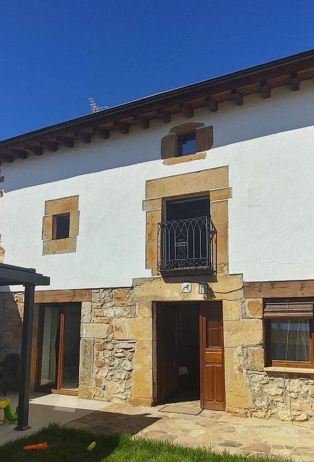 Вилла Casa Del Medio Fuentecantos Экстерьер фото